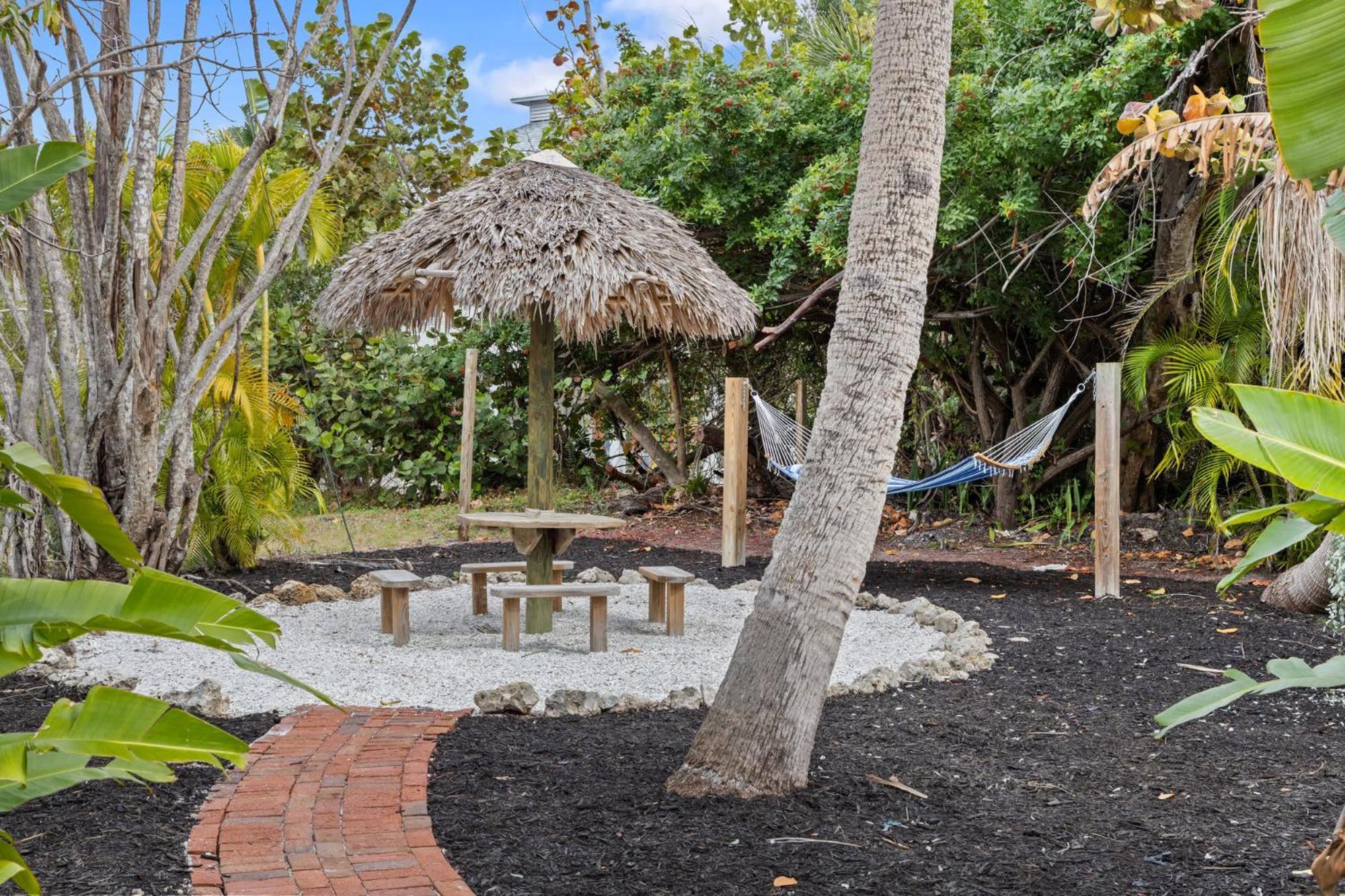 Captain Ed'S - Charming Studio At Palmview Of Sanibel With Bikes エクステリア 写真