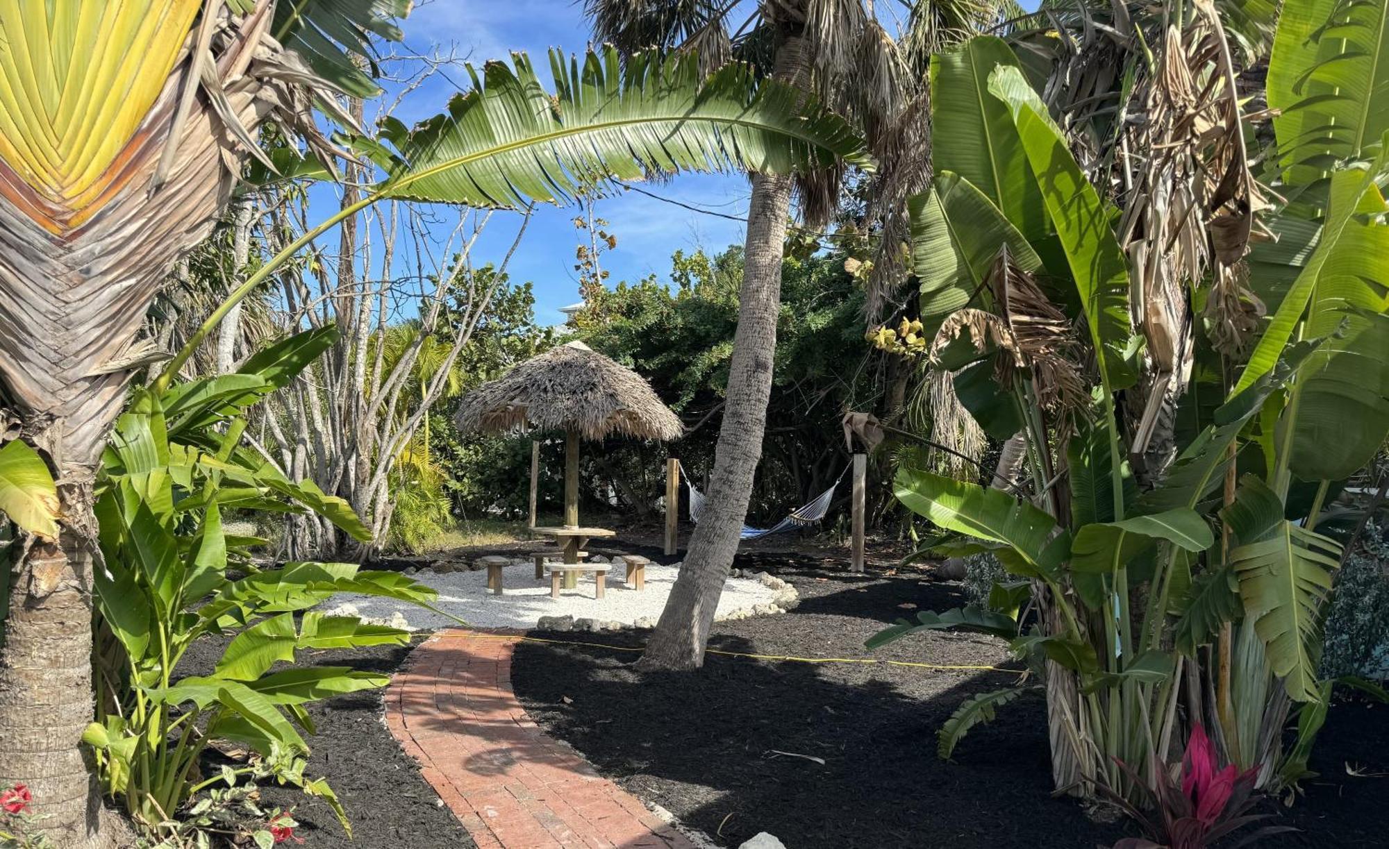 Captain Ed'S - Charming Studio At Palmview Of Sanibel With Bikes エクステリア 写真